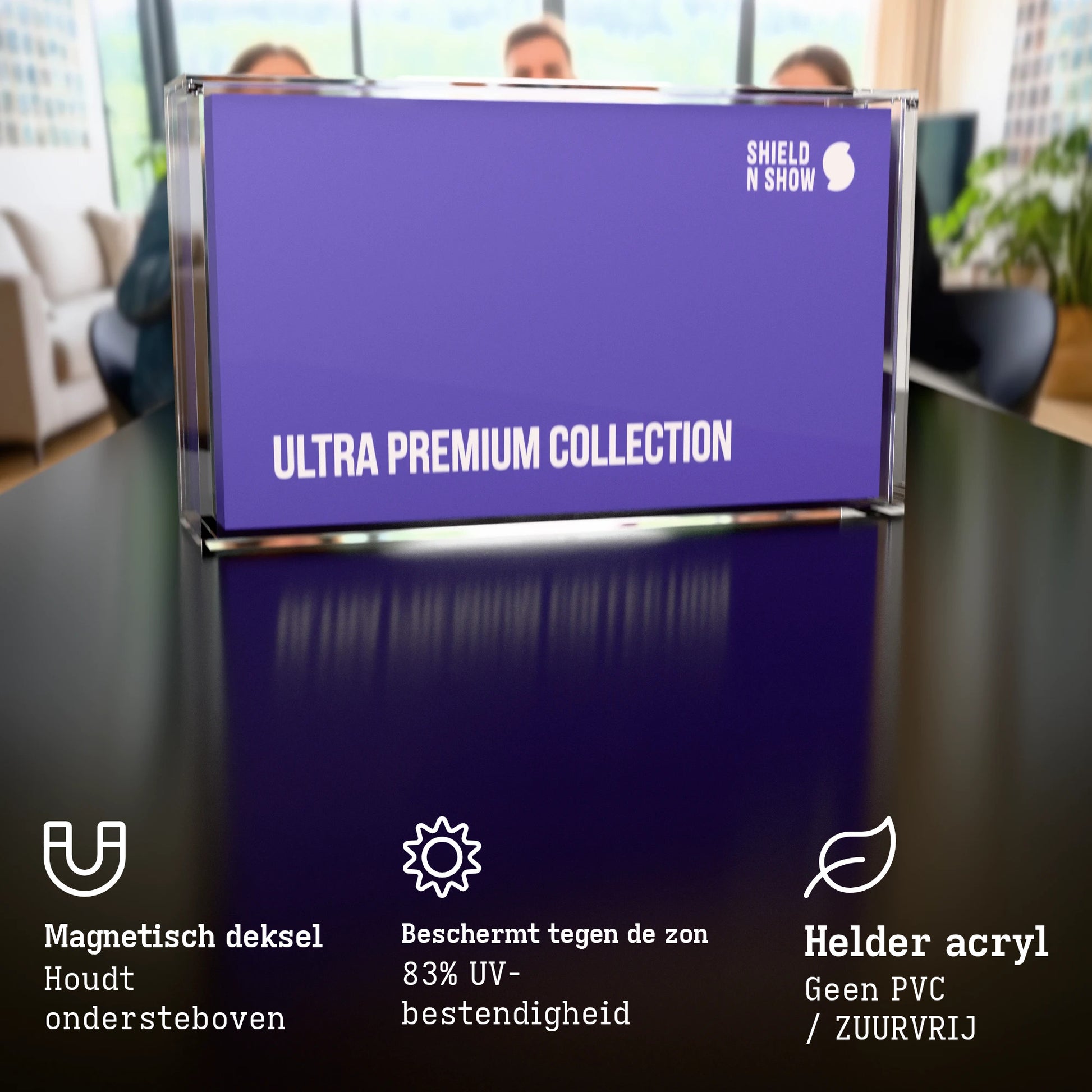Ultra Premium Collection Display Case Product Gallery Image 1 (nl)
